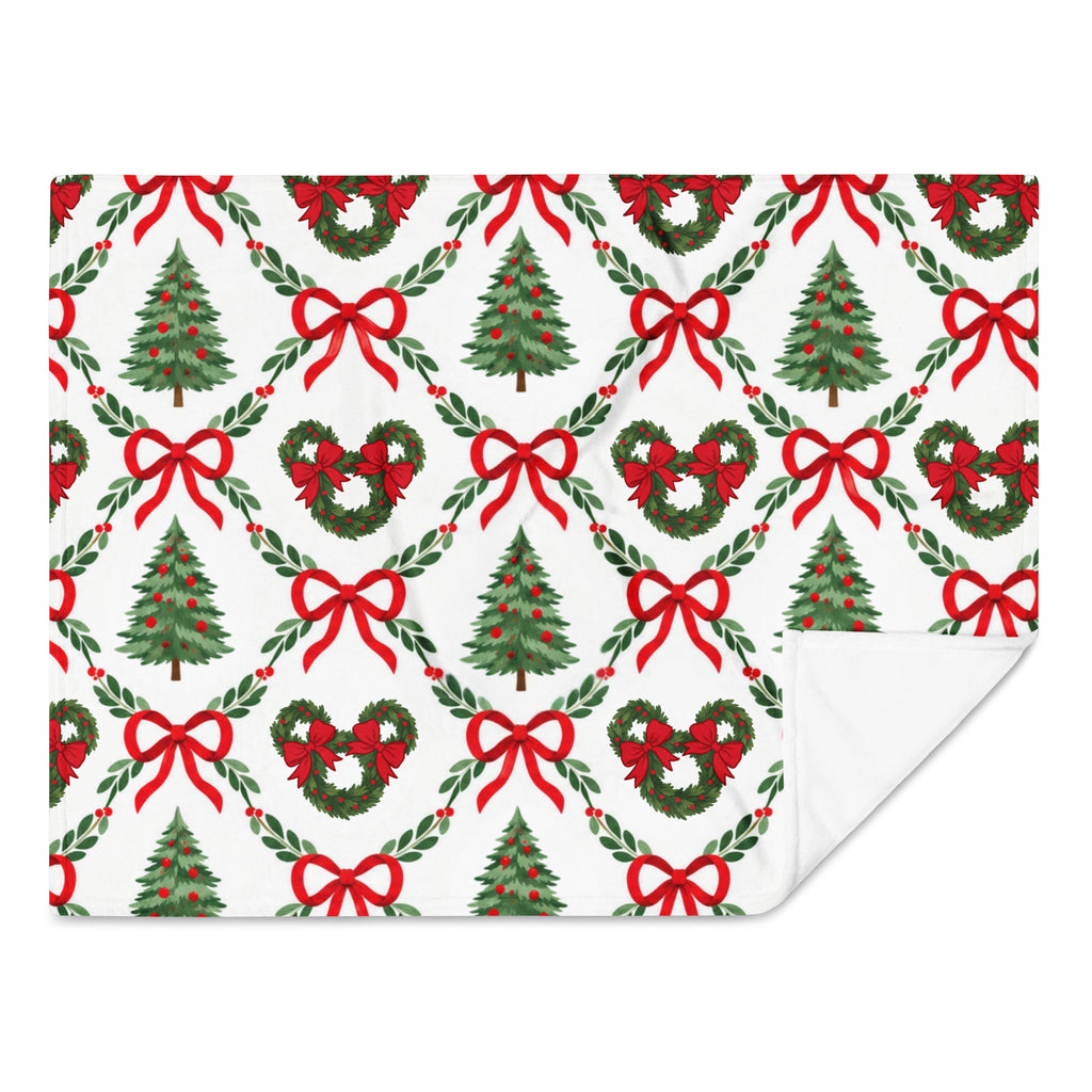Holiday Wreath Throw Blanket Red Bow Coquette Minnie Christmas Pattern