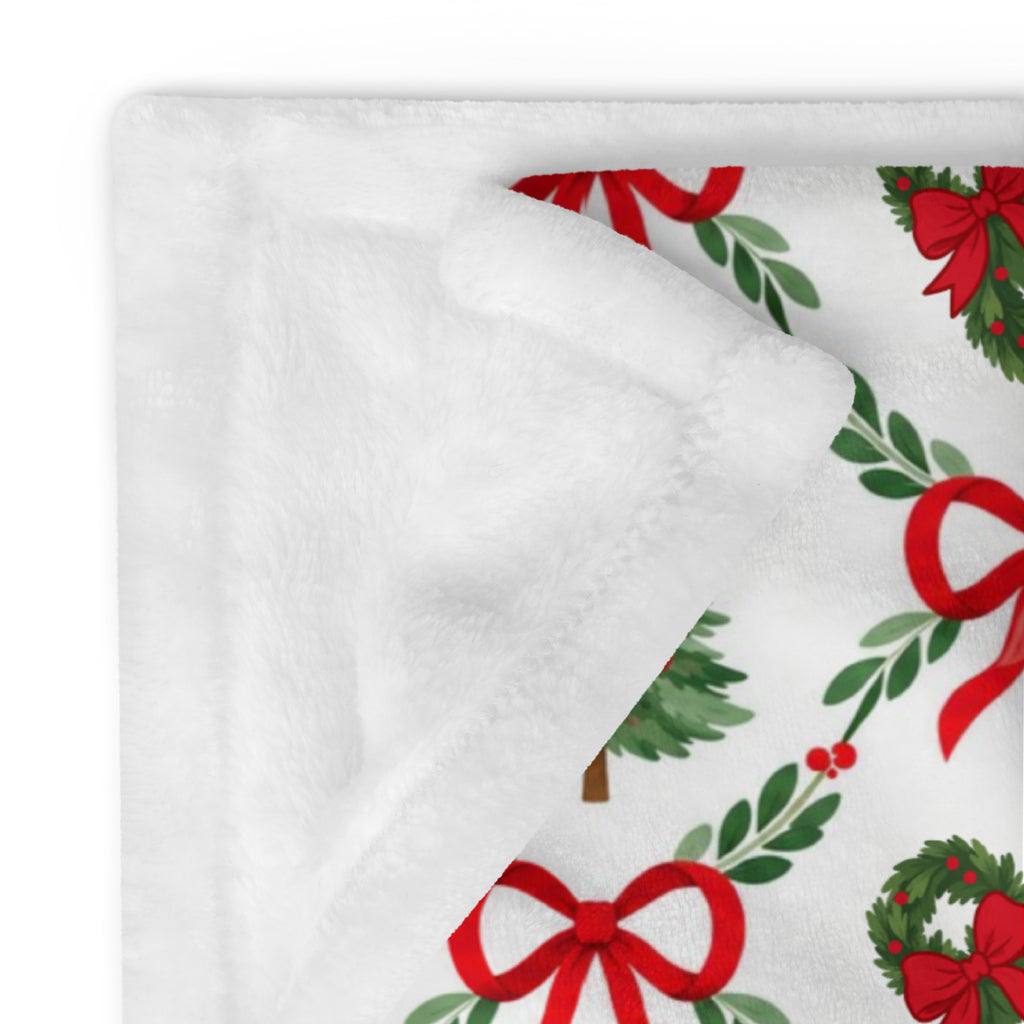 Holiday Wreath Throw Blanket Red Bow Coquette Minnie Christmas Pattern